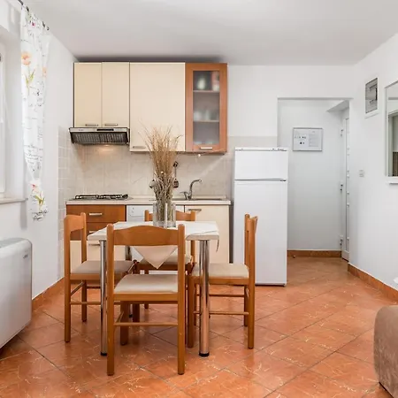 Dvorine Apartment Tisno Exterior photo