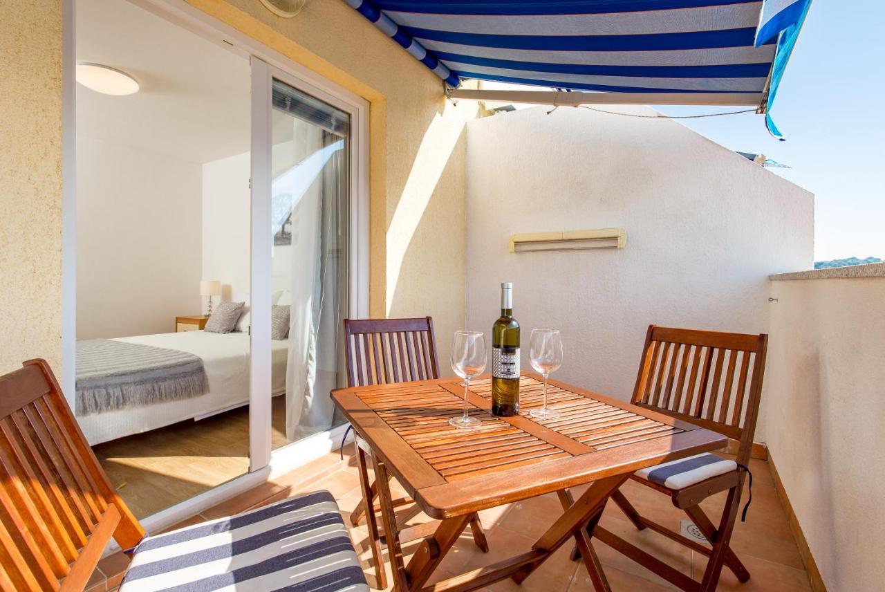 Dvorine Apartment Tisno