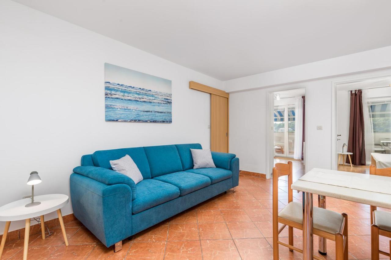 Dvorine Apartment Tisno